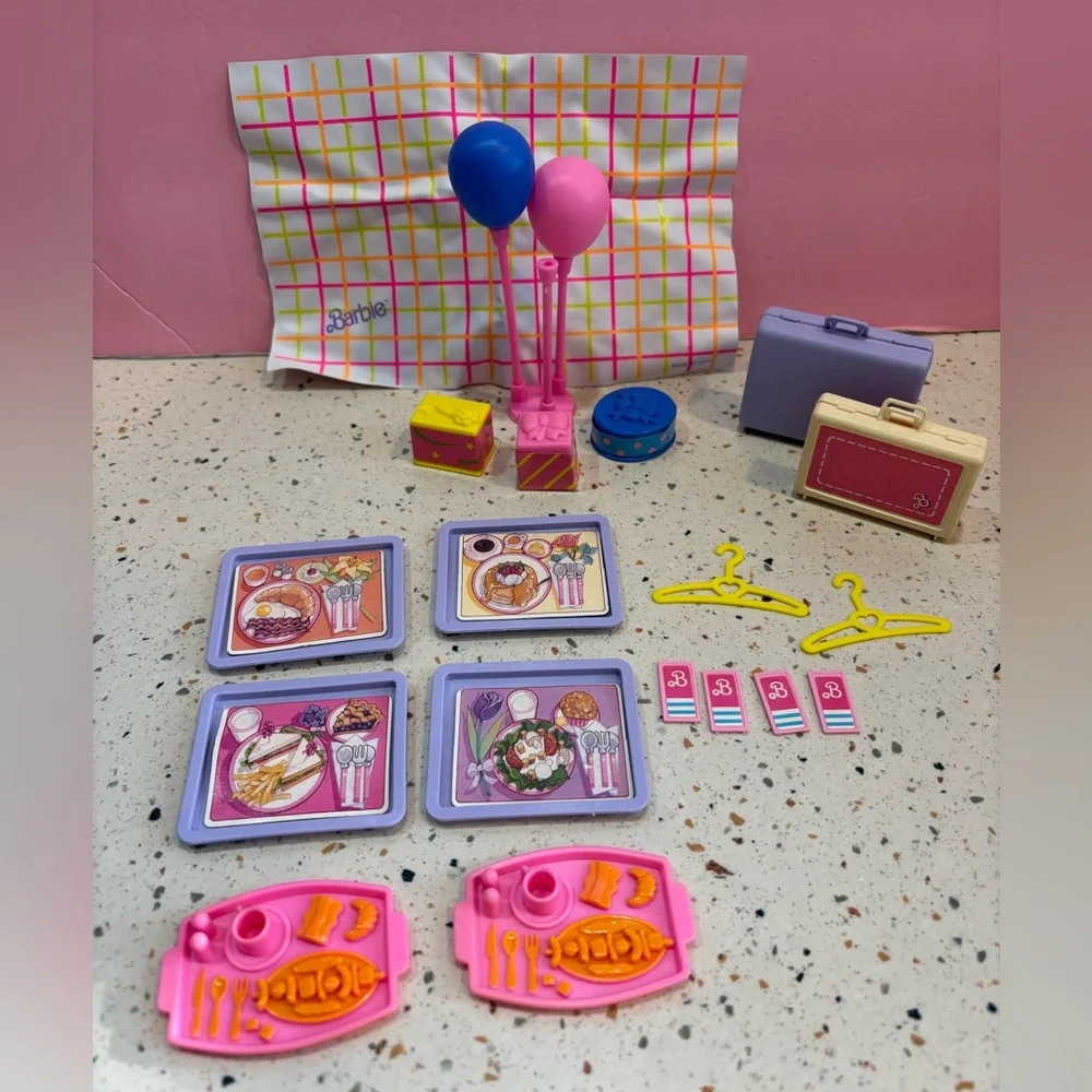 Vintage Barbie Airplane, Birthday‎ and Travel Accessories